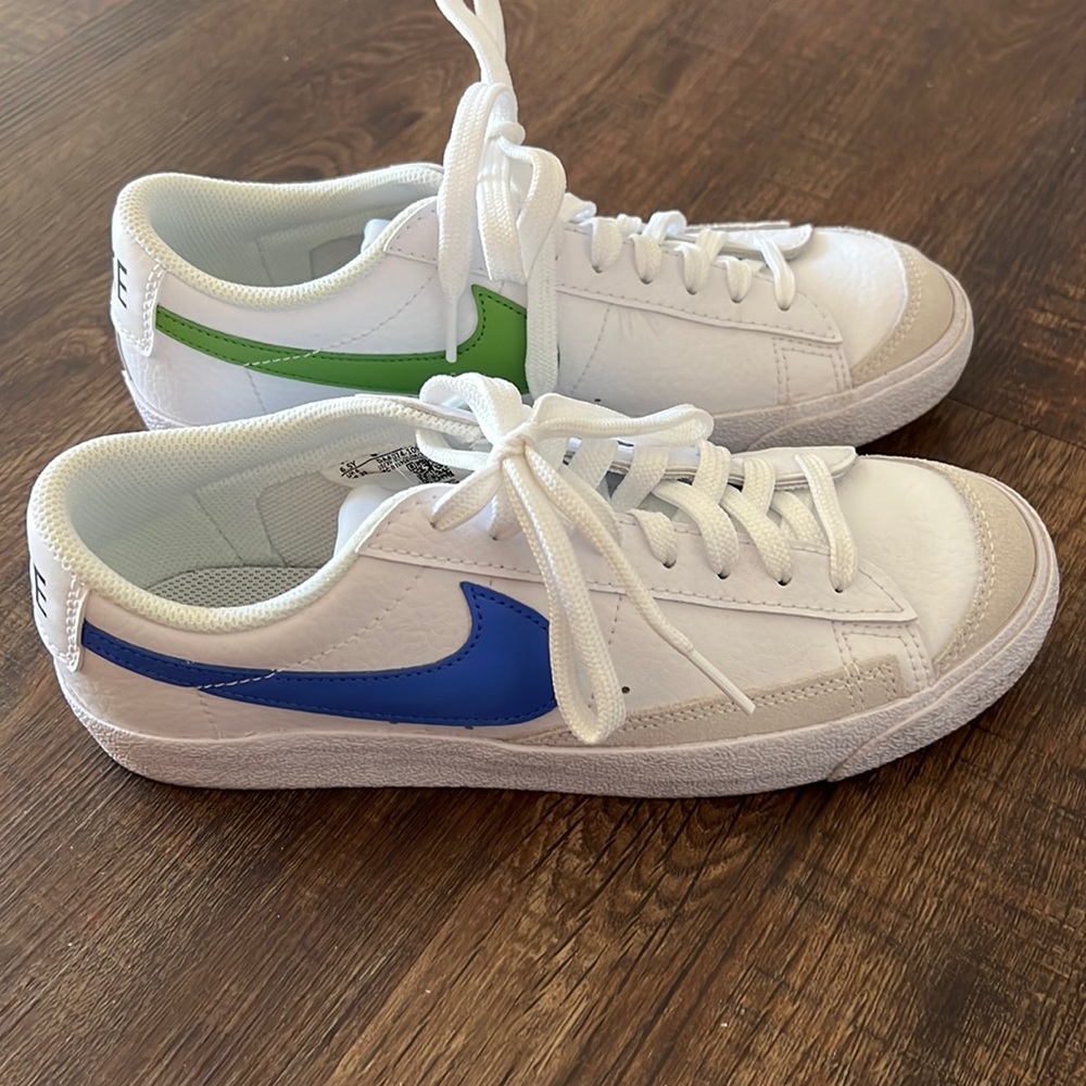 Nike Blazer Low - white with blue and green swoosh